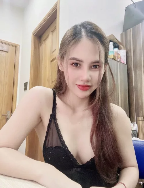 Flonie photo 2, indian, slim, black hair, 167 cm, 50 kg, Large bust, Hong Kong