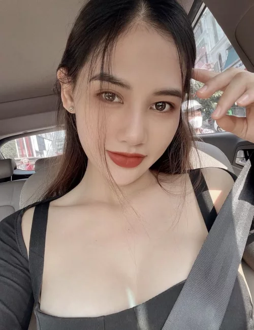Flonie photo 3, indian, slim, black hair, 167 cm, 50 kg, Large bust, Hong Kong