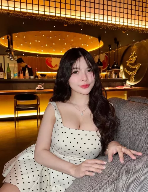 Gien photo 2, asian, slim, brunette, 155 cm, 47 kg, Large bust, Hong Kong