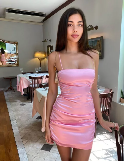 Hairla photo 4, european, slim, black hair, 166 cm, 53 kg, Medium bust, Hong Kong