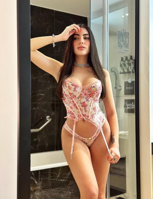 Hearra photo 2, latino, average, brunette, 169 cm, 55 kg, Large bust, Hong Kong