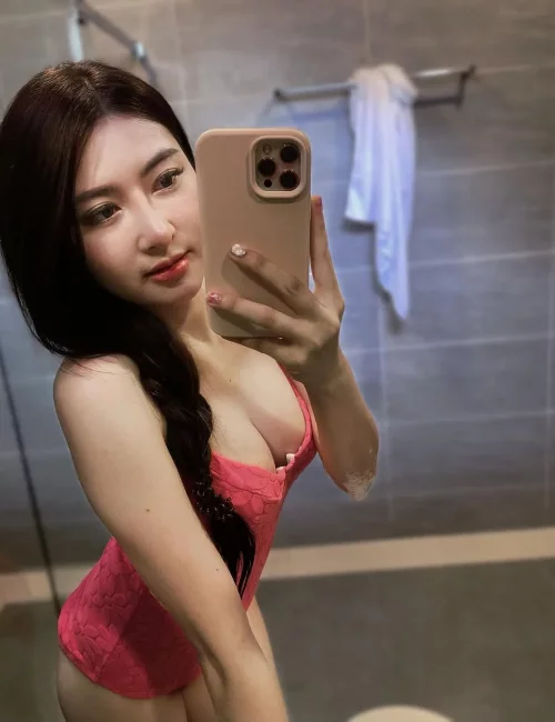 Heinsa photo 2, indian, average, red hair, 158 cm, 62 kg, Medium bust, Hong Kong