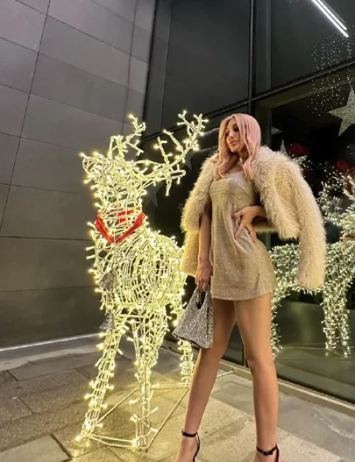 Barby photo 6, european, average, blonde hair, 169 cm, 69 kg, Medium bust, Hong Kong
