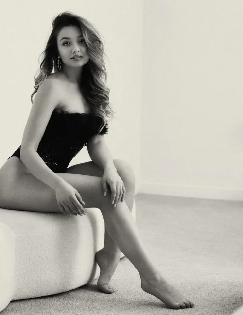 Bertha photo 4, european, average, brunette, 170 cm, 67 kg, Small bust, Hong Kong