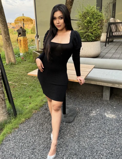 Sarah Marsellyn photo 4, asian, petite, black hair, 160 cm, 55 kg, Small bust, Hong Kong