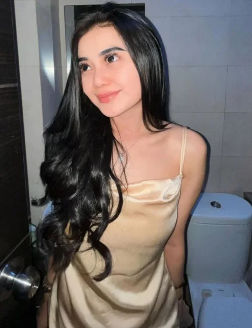 Laras photo 1, asian, average, black hair, 165 cm, 56 kg, Medium bust, Hong Kong