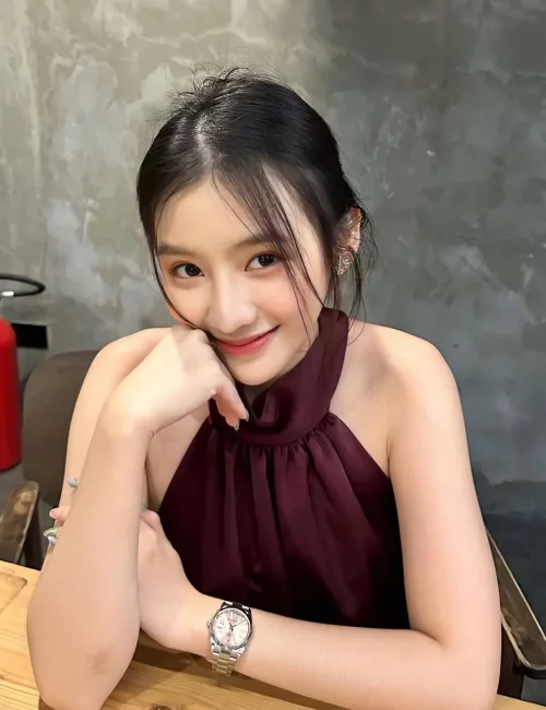 Aderda photo 2, asian, slim, black hair, 165 cm, 49 kg, Medium bust, Hong Kong
