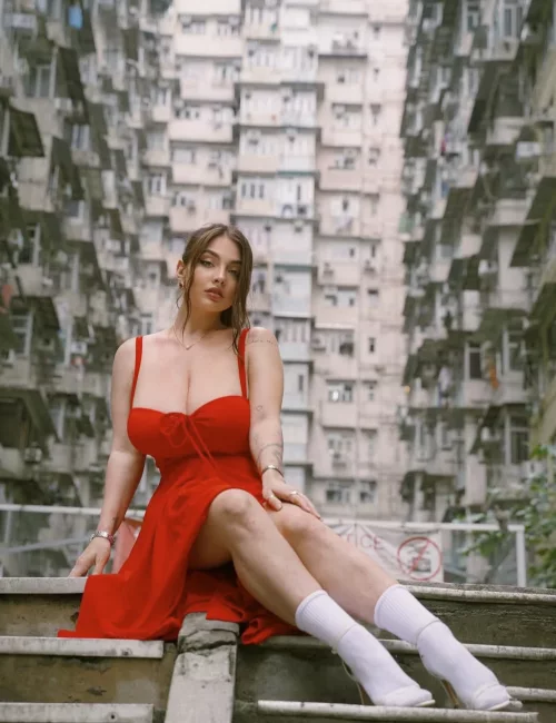 Alelka photo 2, european, slim, brunette, 170 cm, 56 kg, Large bust, Hong Kong