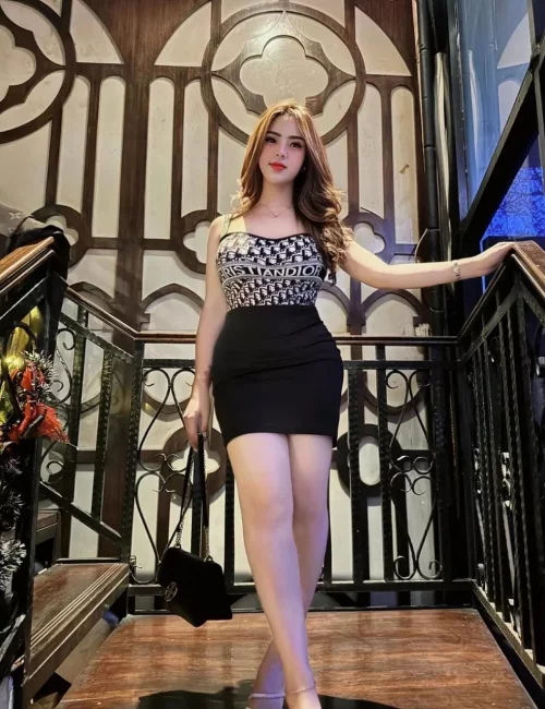 Alonma photo 5, asian, slim, black hair, 167 cm, 50 kg, Large bust, Hong Kong
