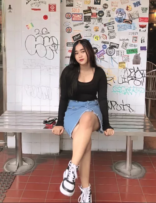 Amonla photo 6, asian, slim, black hair, 162 cm, 54 kg, Large bust, Hong Kong