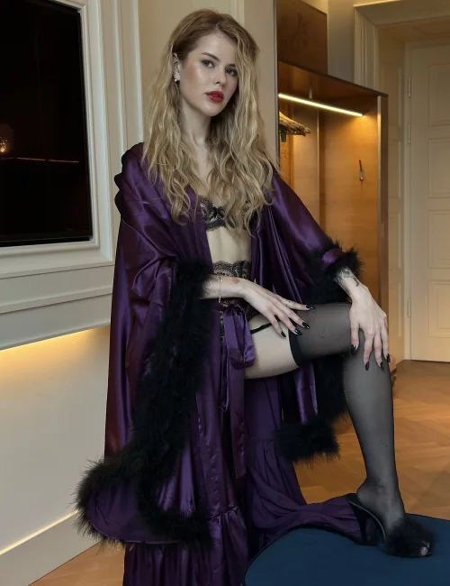 Anory photo 10, indian, slim, blonde hair, 165 cm, 47 kg, Medium bust, Hong Kong