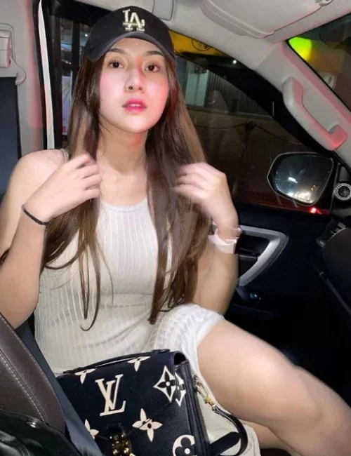 Beerya photo 3, asian, slim, black hair, 165 cm, 49 kg, Large bust, Hong Kong