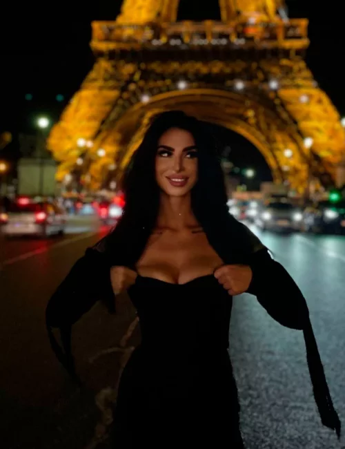Belarda photo 3, slavic, slim, black hair, 170 cm, 50 kg, Large bust, Hong Kong