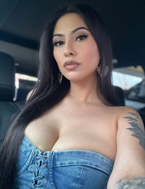 Beonta photo 7, indian, curvy, black hair, 170 cm, 88 kg, Large bust, Hong Kong