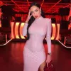 Chy photo 7, latino, curvy, black hair, 171 cm, 53 kg, Large bust, Hong Kong