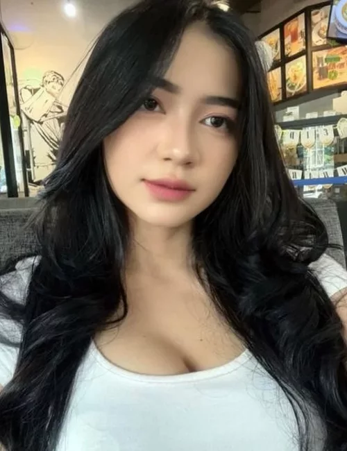 Daarra photo 3, asian, slim, black hair, 155 cm, 45 kg, Medium bust, Hong Kong