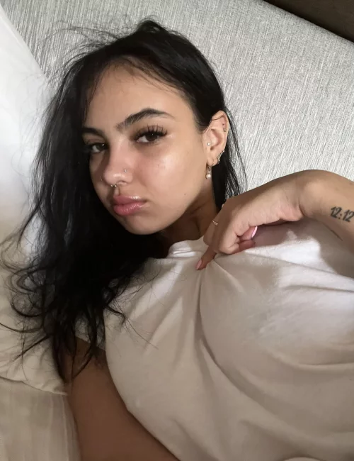 Daiaie photo 2, asian, average, black hair, 171 cm, 53 kg, Large bust, Hong Kong