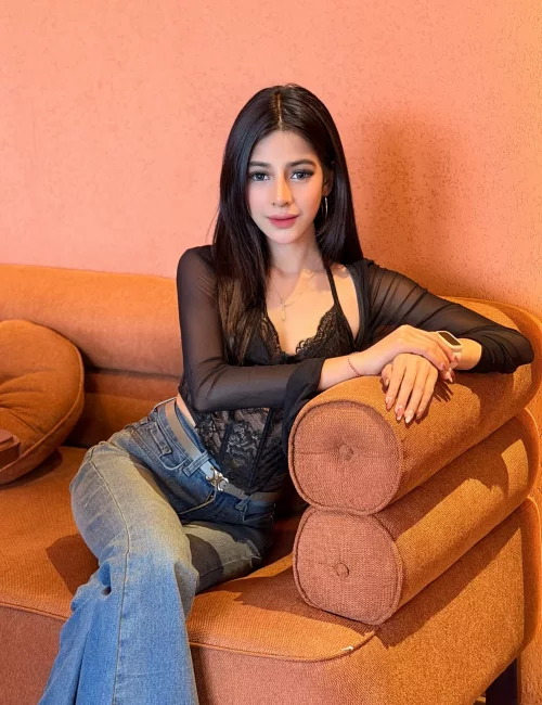 Day photo 10, slavic, slim, black hair, 165 cm, 44 kg, Medium bust, Hong Kong