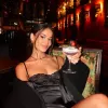 Deeria photo 7, slavic, slim, black hair, 168 cm, 49 kg, Medium bust, Hong Kong