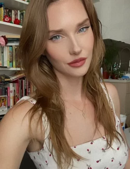 Deolma photo 3, european, average, blonde hair, 167 cm, 67 kg, Large bust, Hong Kong