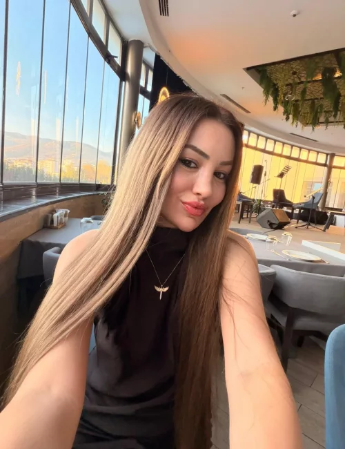 Elelis photo 2, latino, average, brunette, 168 cm, 54 kg, Medium bust, Hong Kong