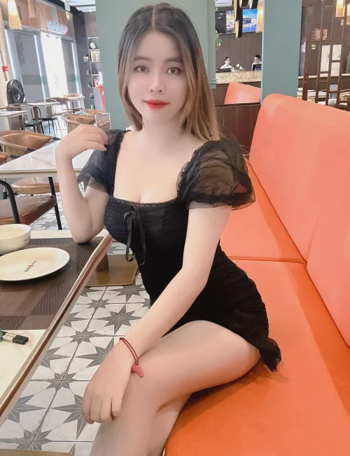 Erikaia photo 9, latino, average, black hair, 167 cm, 59 kg, Large bust, Hong Kong