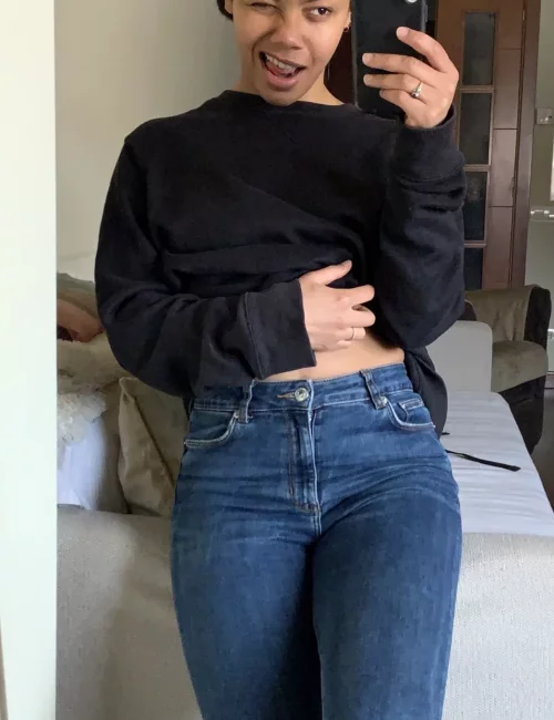 Esalra photo 3, ebony / black, slim, black hair, 160 cm, 51 kg, Medium bust, Hong Kong