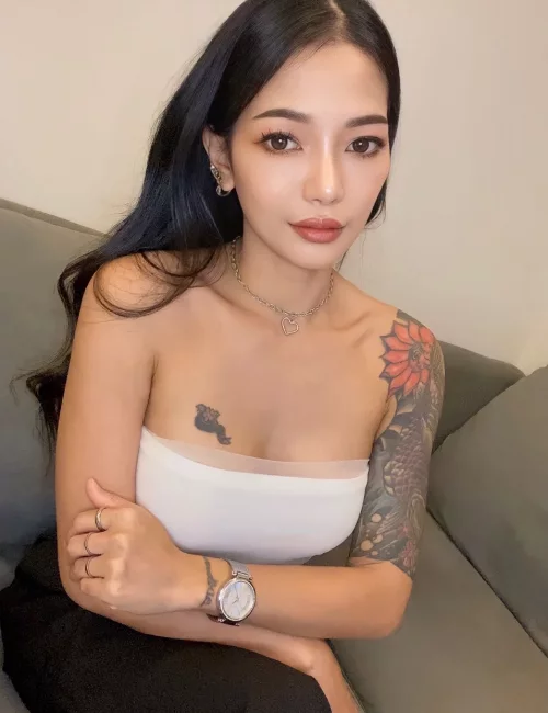 Feinia photo 5, asian, slim, black hair, 158 cm, 45 kg, Large bust, Hong Kong