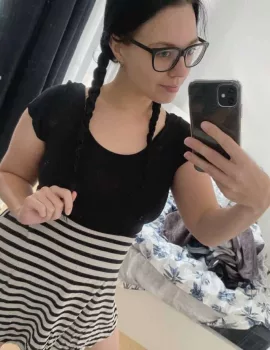 Feonis, 25