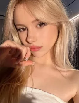 Fiary photo 1, slavic, slim, blonde hair, 165 cm, 49 kg, Small bust, Hong Kong