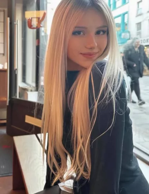 Fiary photo 3, slavic, slim, blonde hair, 165 cm, 49 kg, Small bust, Hong Kong